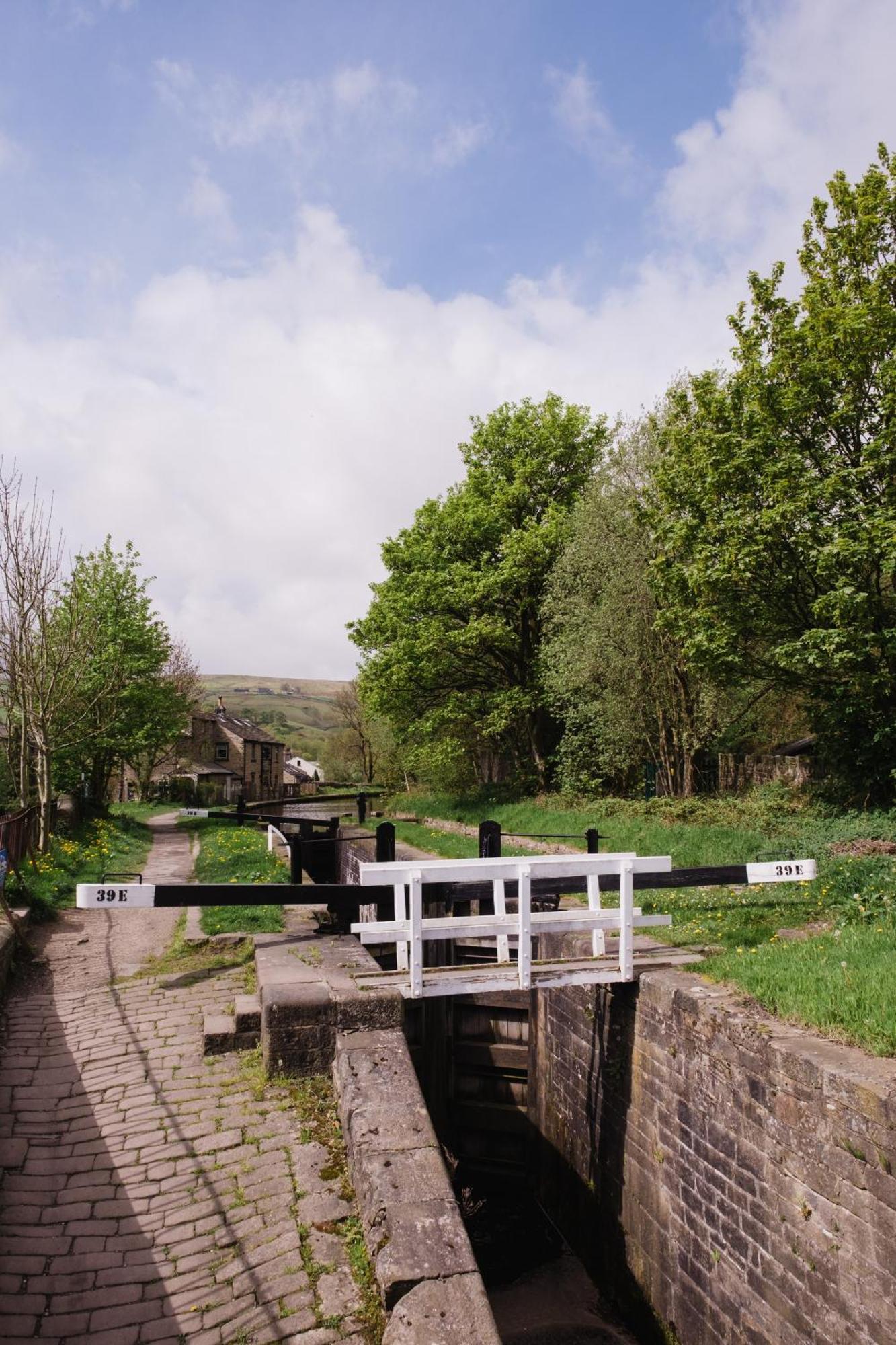 הוילה הודרספילד A Place In The Pennines מראה חיצוני תמונה